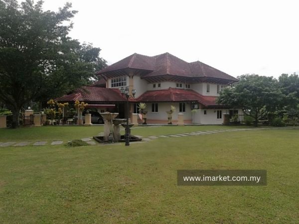 2 Storey Bungalow at Saujana Impian Golf Country Resort, Kajang