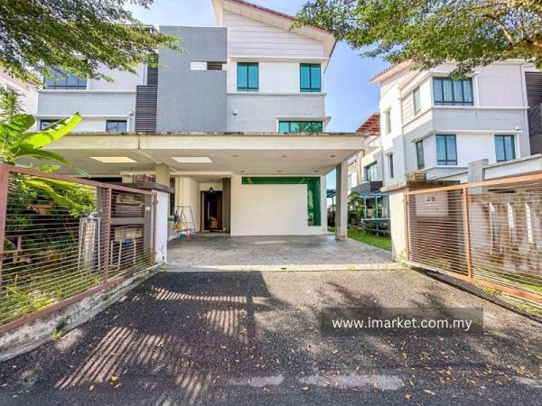 3 Storey Semi-D at Tropika 2, Sungai Tangkas, Kajang